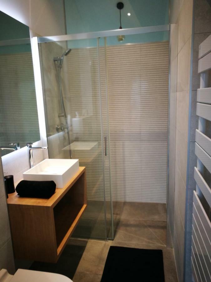 Au Simply Apartment